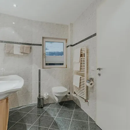 Wittwerhus Apartment